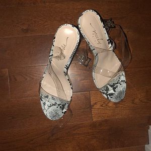 NWT snake skin clear heels💕🐍